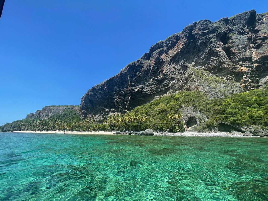 Playa Frontón-Las Galeras必去景点