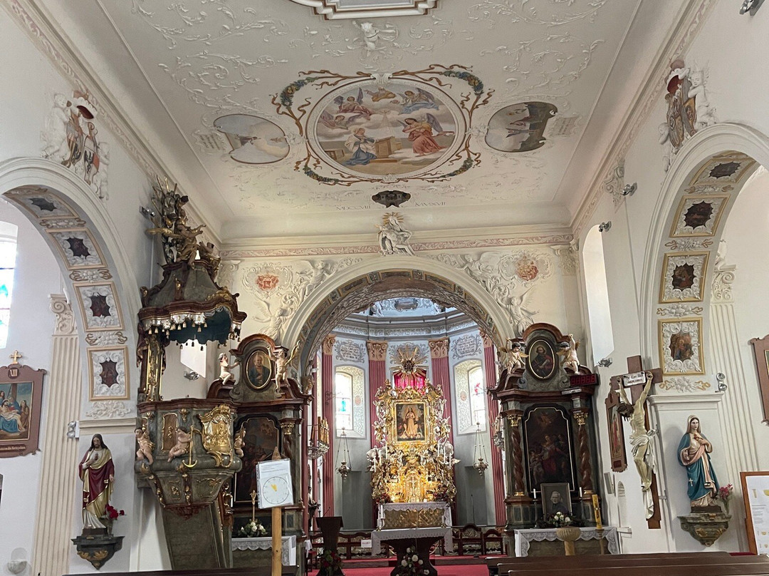 Church of the Blessed Virgin Mary-塔博尔必去景点