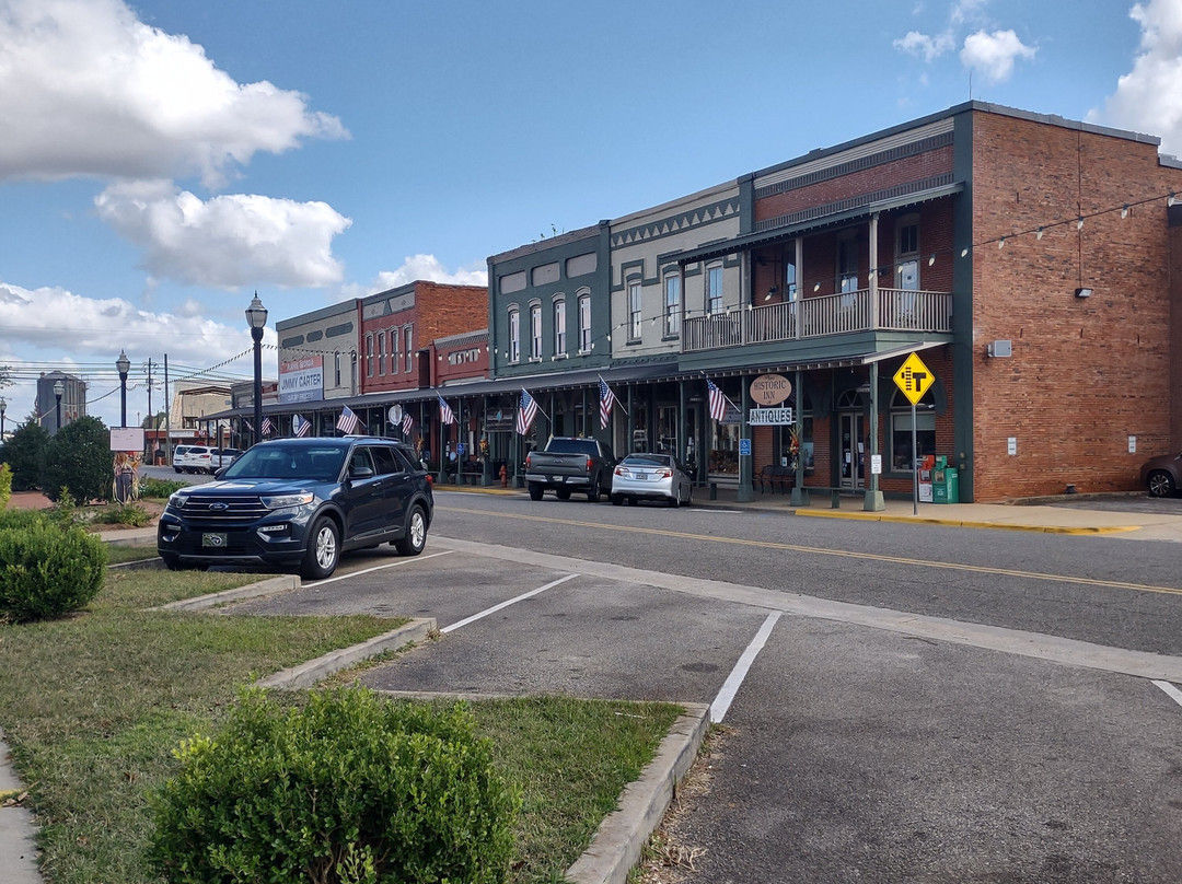 Plains Historic Inn & Antique Mall-Plains必去景点