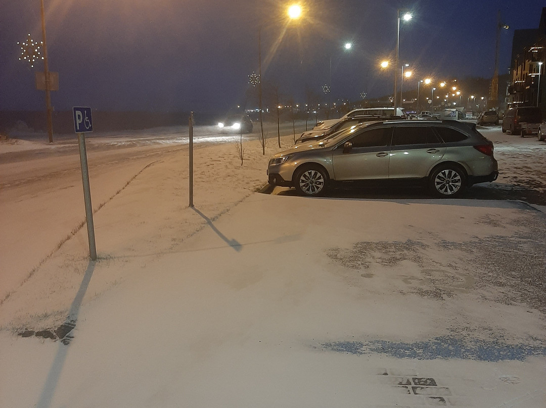 Sýsli Travel-阿克雷里必去景点