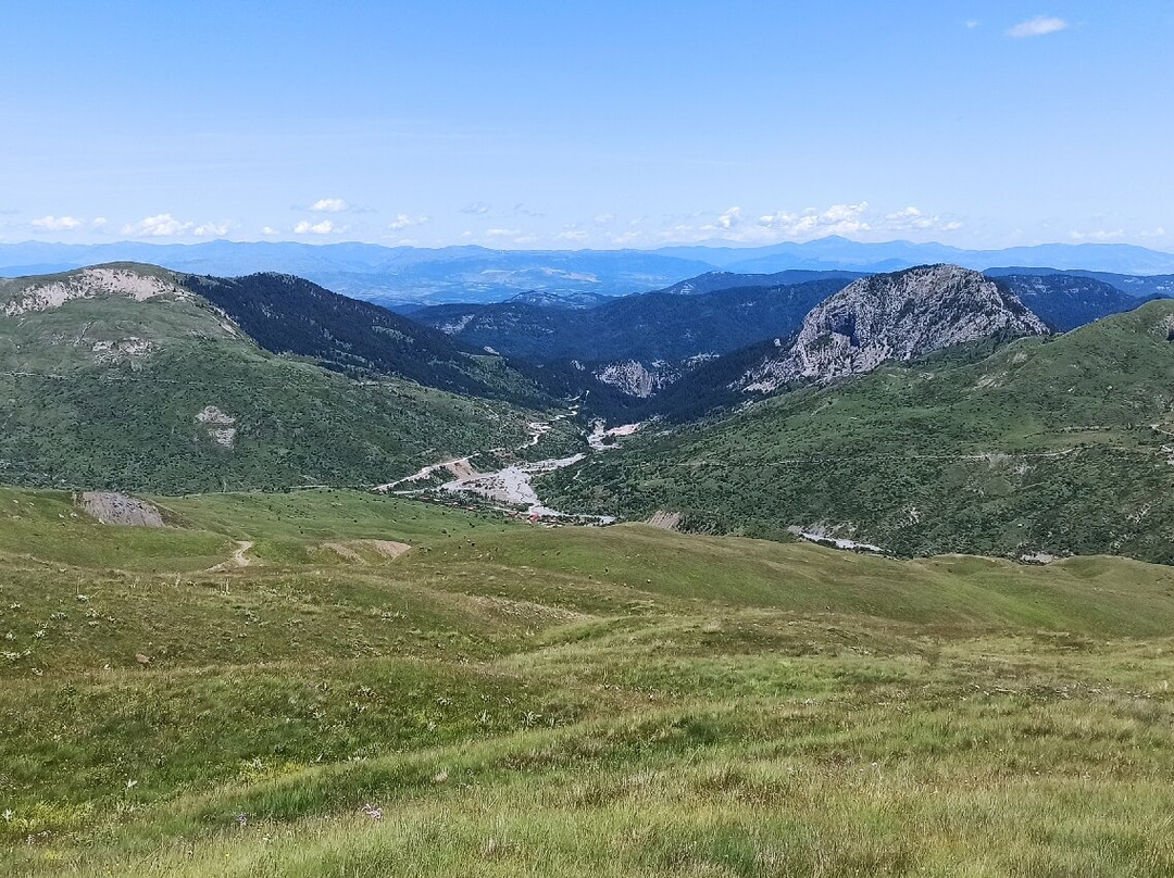 Límni Nkistova景点图片