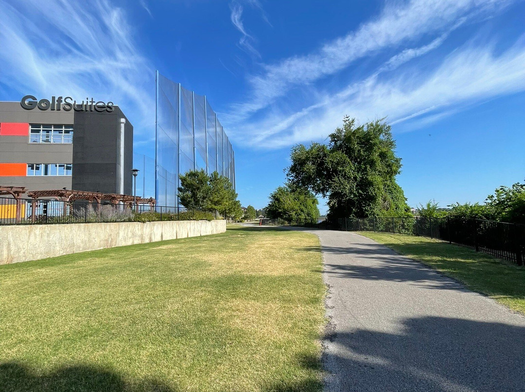 Riverwalk Crossing-塔尔萨必去景点