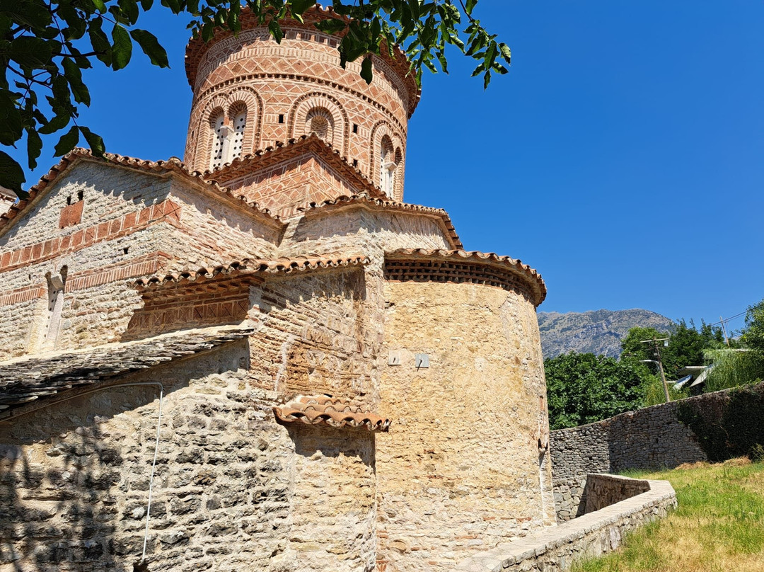 Church of the Holy Cross-Labove e Siperme必去景点