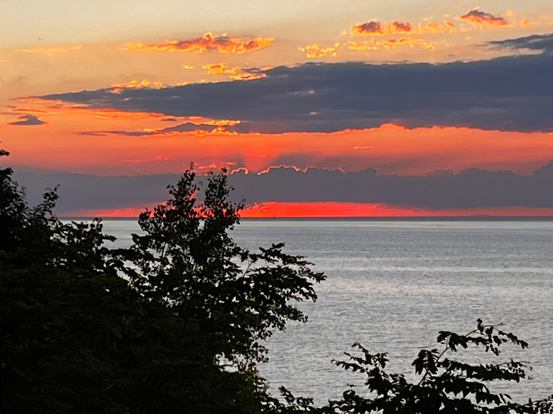 The Cliffs Bed & Breakfast At Sodus Point主图