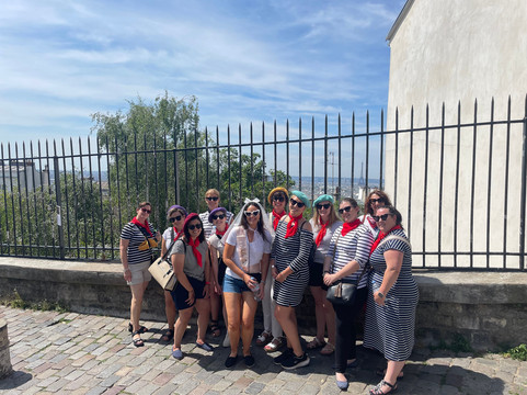 Women of Paris-巴黎必去景点