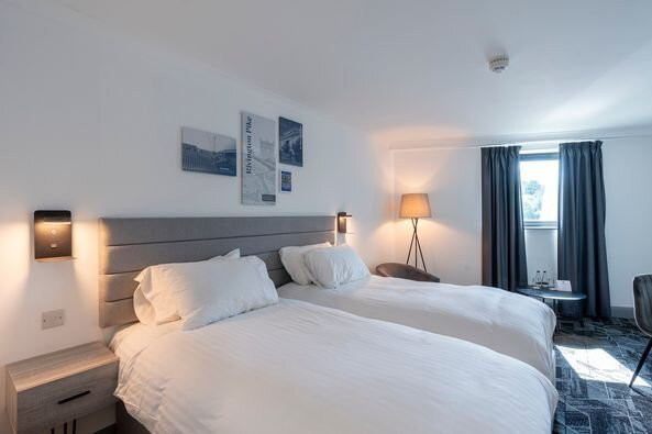 Bolton Stadium Hotel主图
