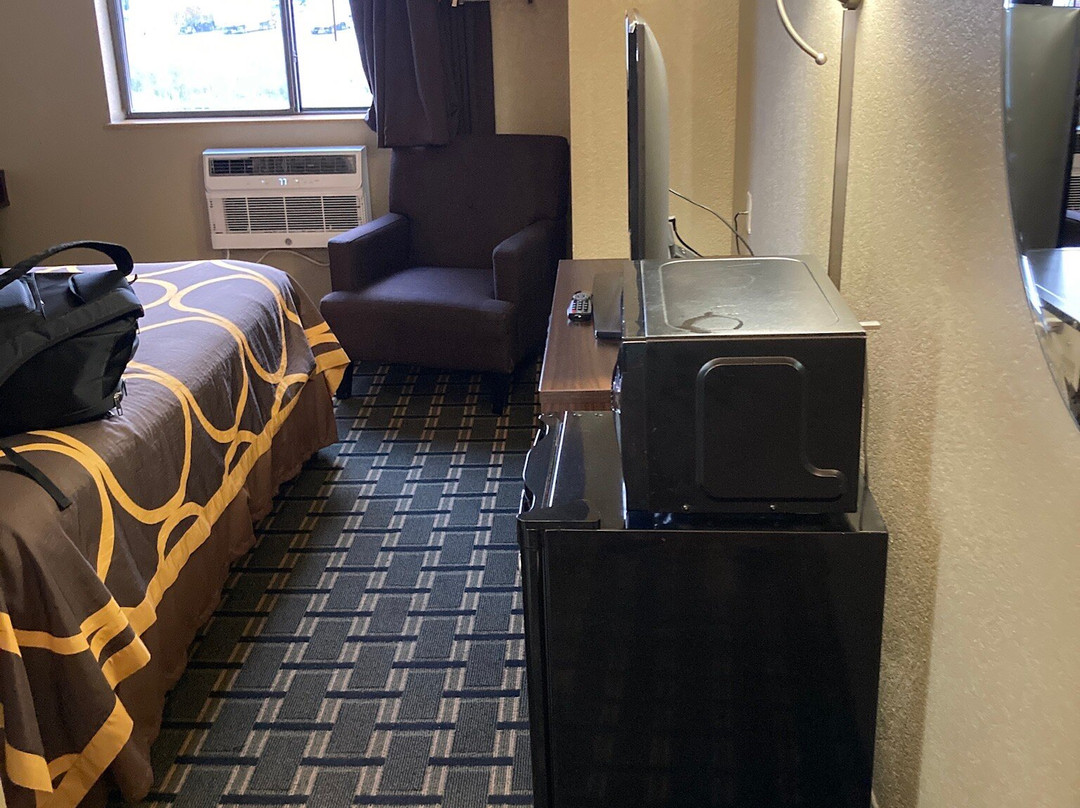 Super 8 by Wyndham Youngstown/Austintown主图