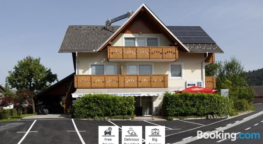 Gostisce Pri Dveh Petelinih主图