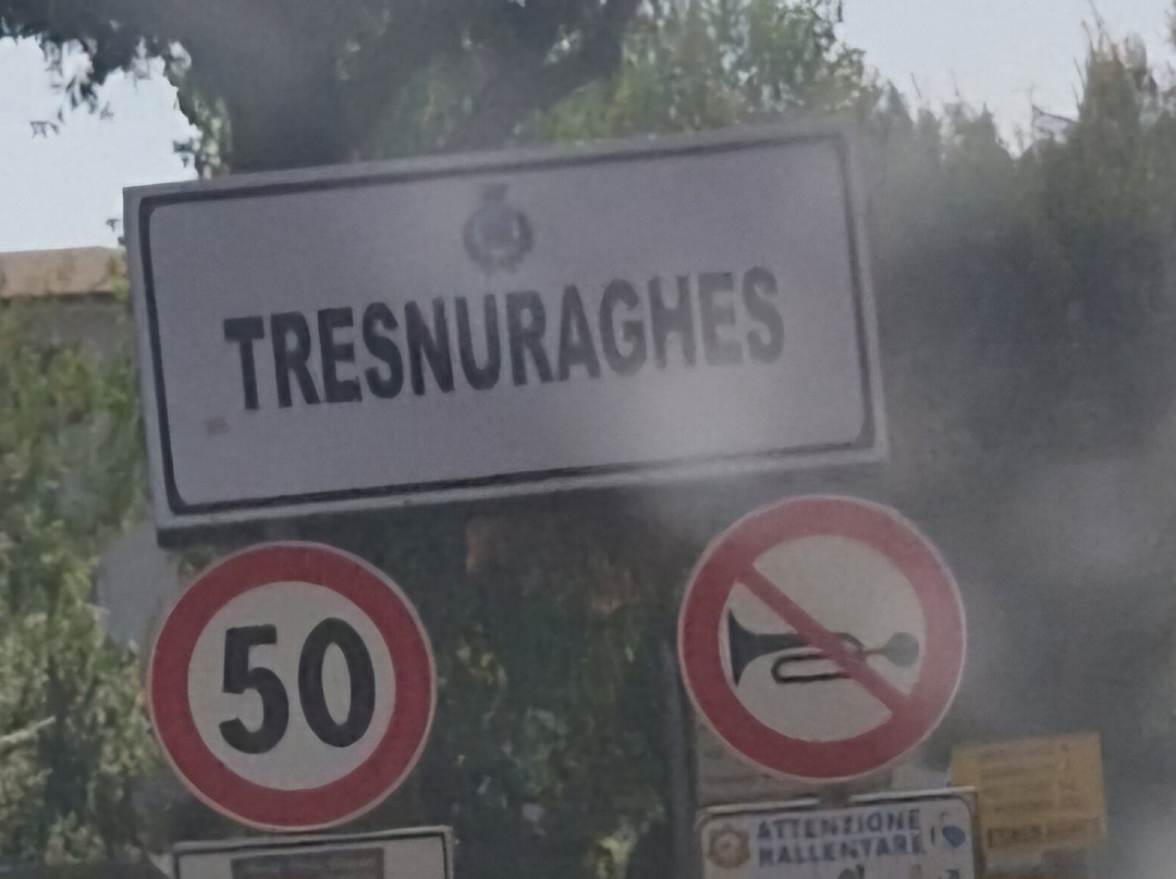 梅森特雷斯努拉格斯酒店主图