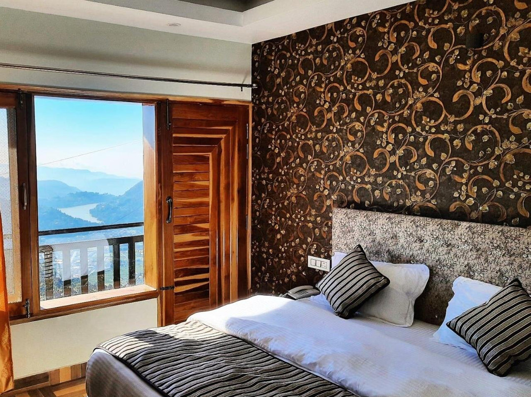 Baakhli Guest House & Restaurant