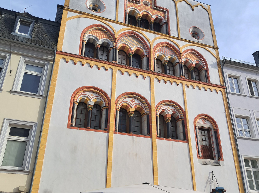 Dreikönigenhaus (House of the three Magi)-特里尔必去景点