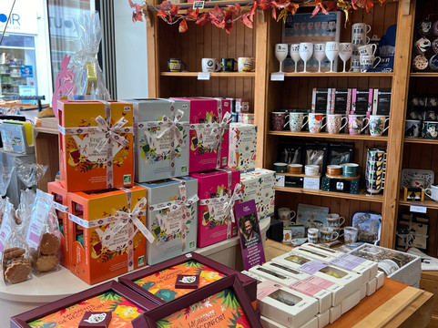 Aux Petits Plaisirs-Saint-Gilles-Croix-de-Vie必去景点