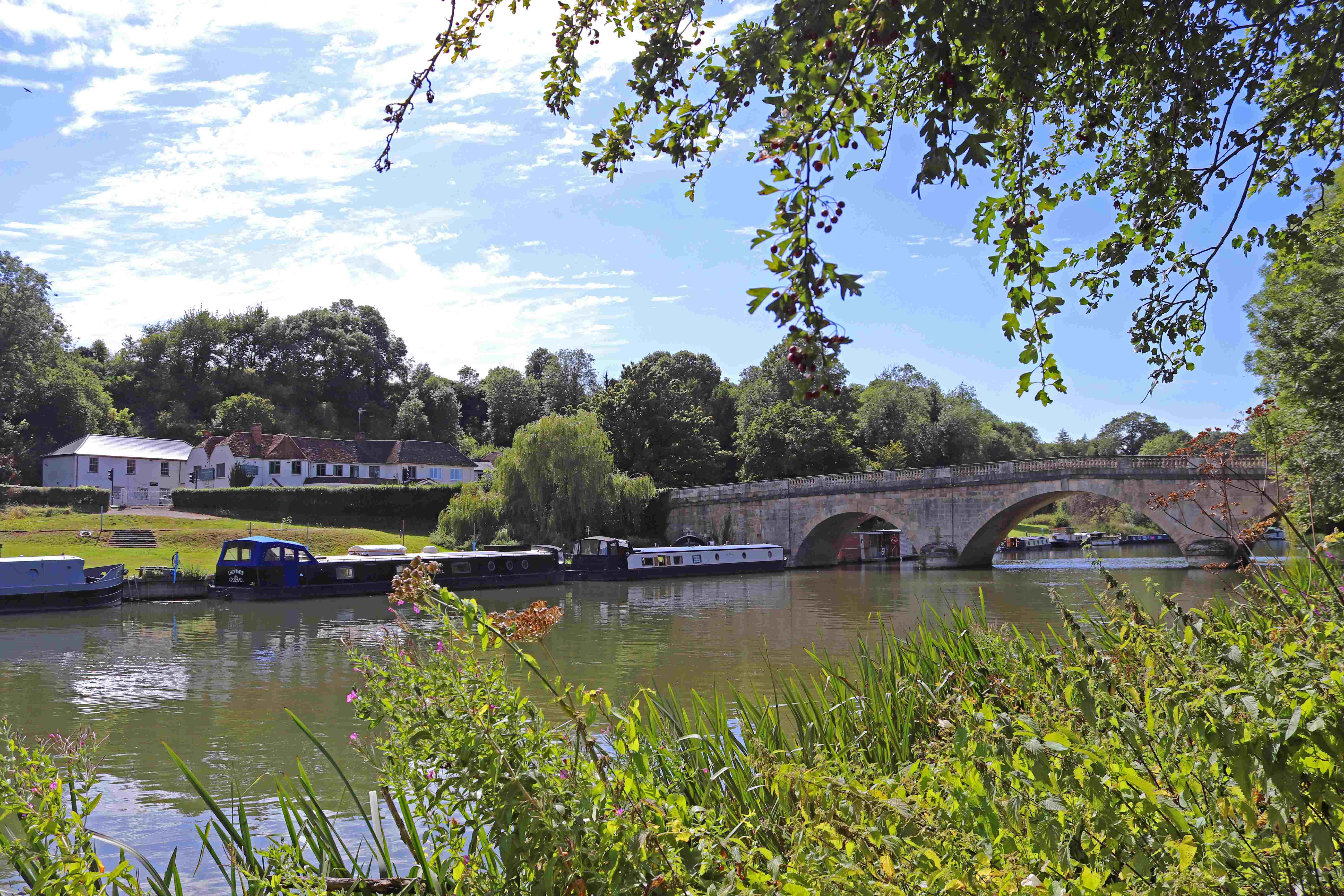 Shillingford Bridge Hotel-浴室