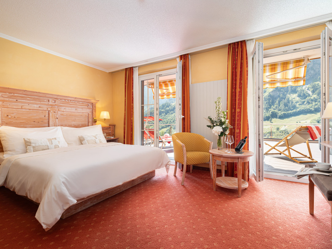 Hotel Waldhaus主图
