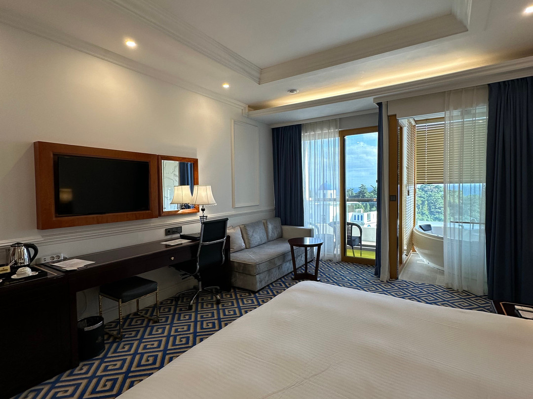 Jeju Goldone Hotel & Suites主图