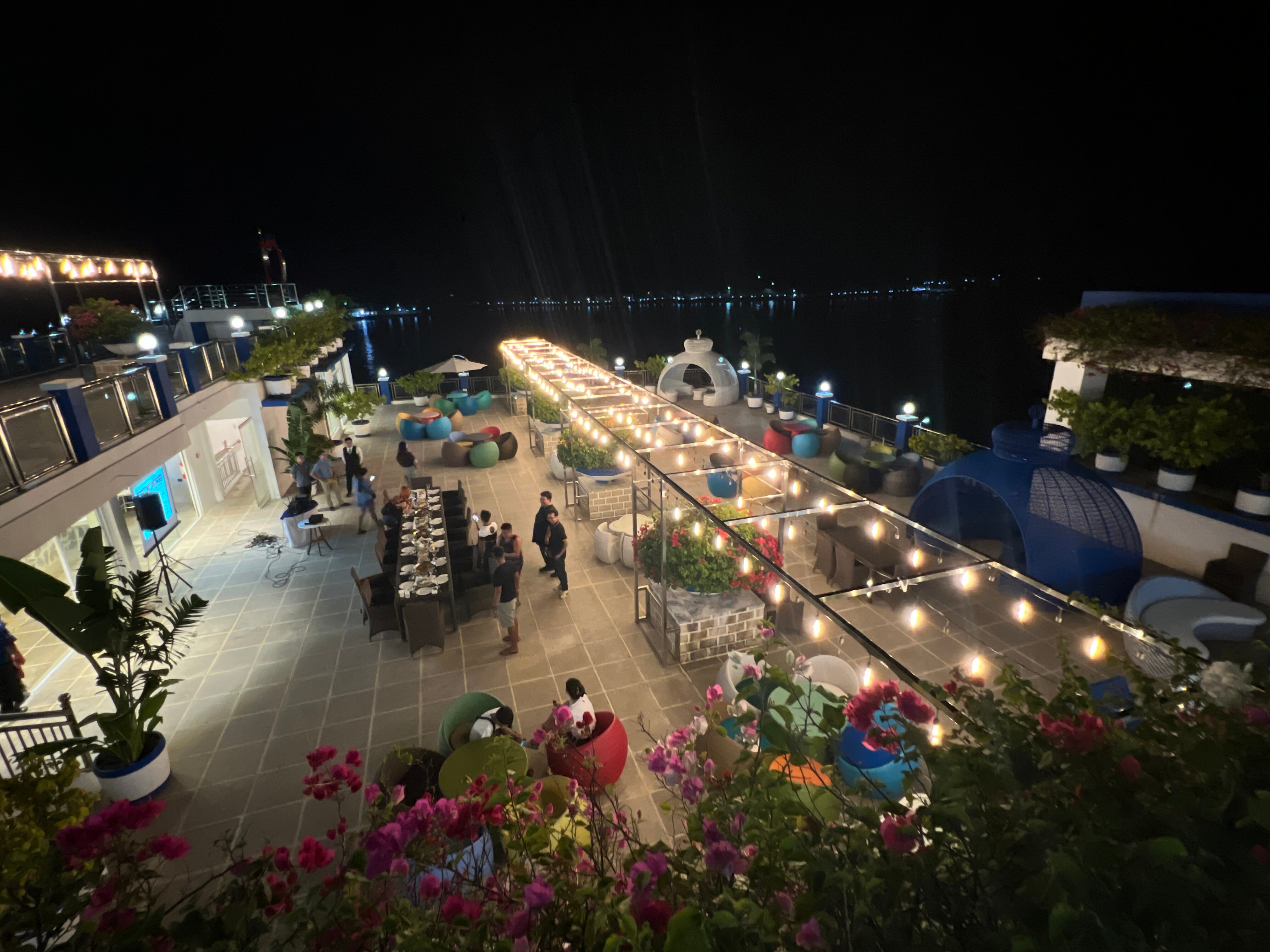 Santiago Cove Hotel and Restaurant-浴室