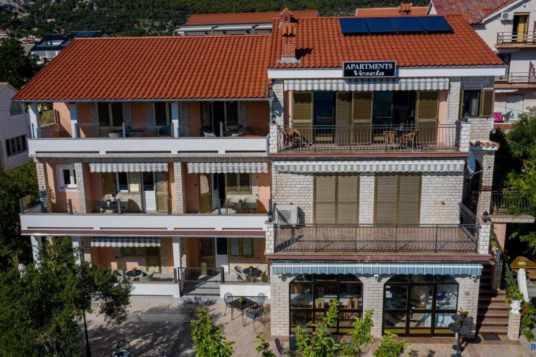 Jakisnica旅游攻略图片
