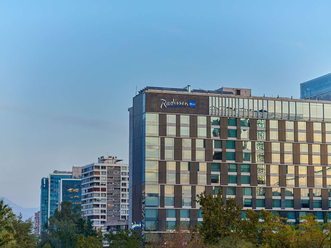 埃尔博斯克广场努埃瓦拉斯孔德斯酒主图