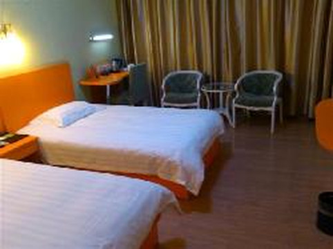 莫泰酒店-苏州高铁北站采莲广场店主图