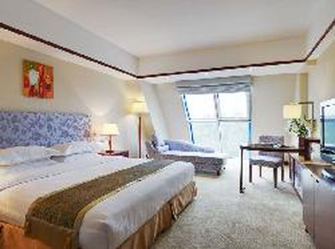 星月亮马酒店主图