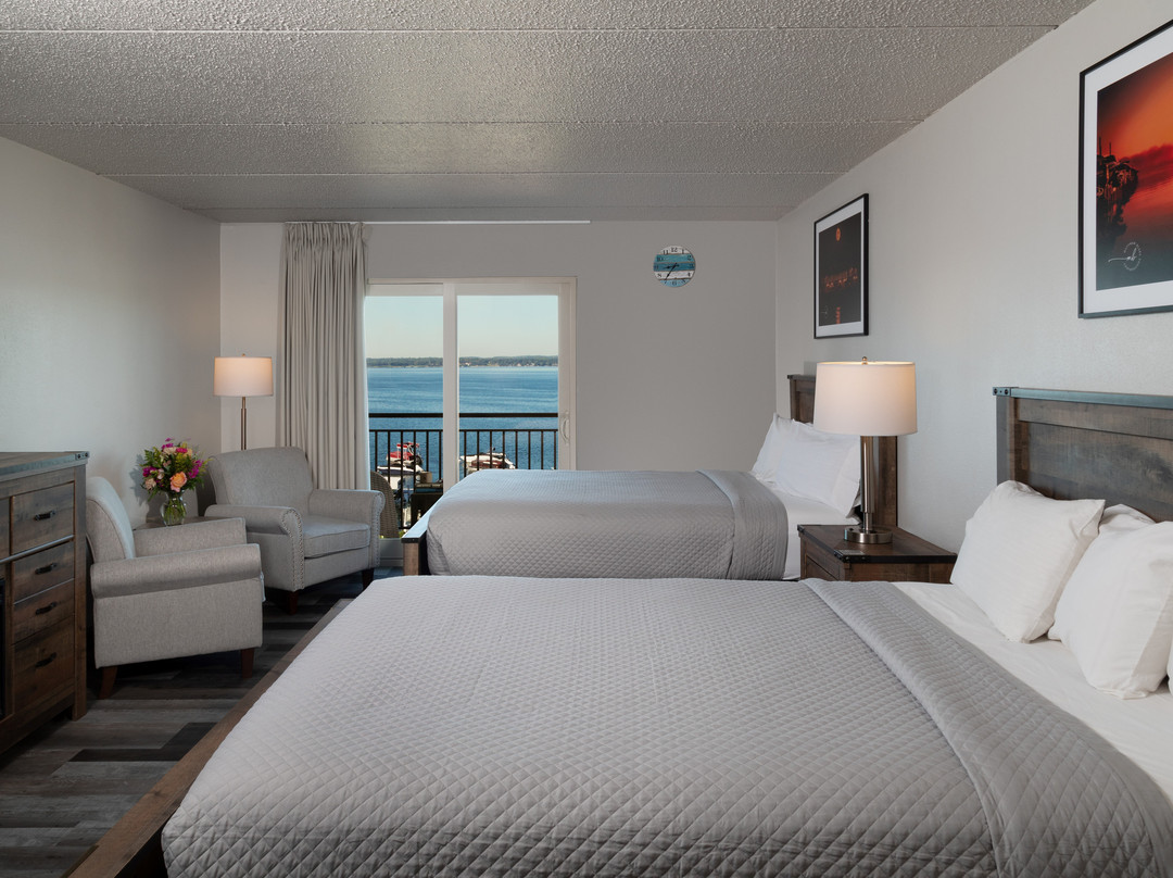 杰尼瓦湖海港酒店主图