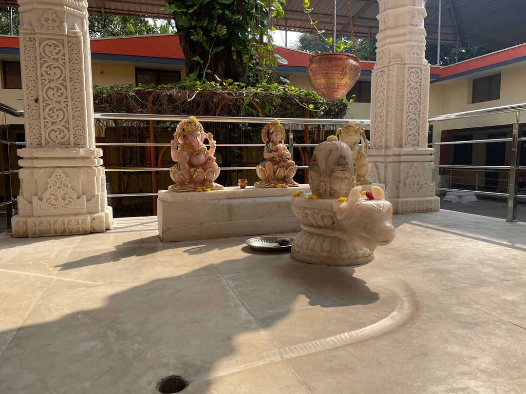 Shri Yogishwar Mutt