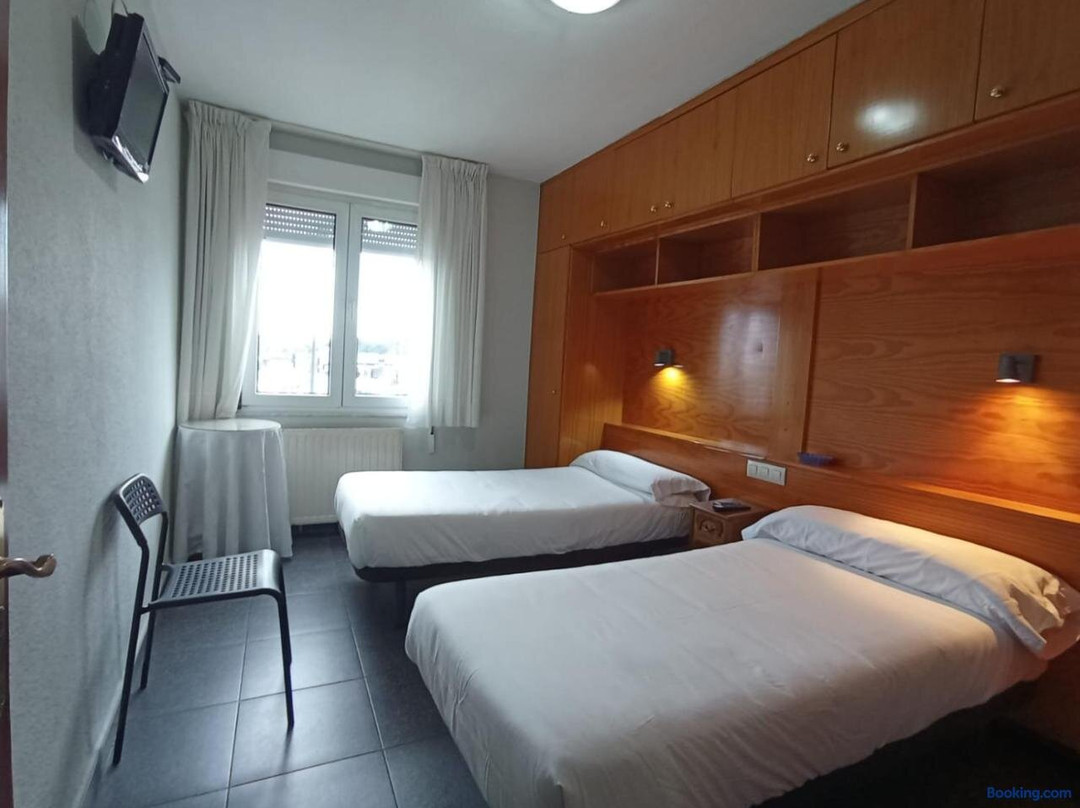 Hostal Puente Azud主图