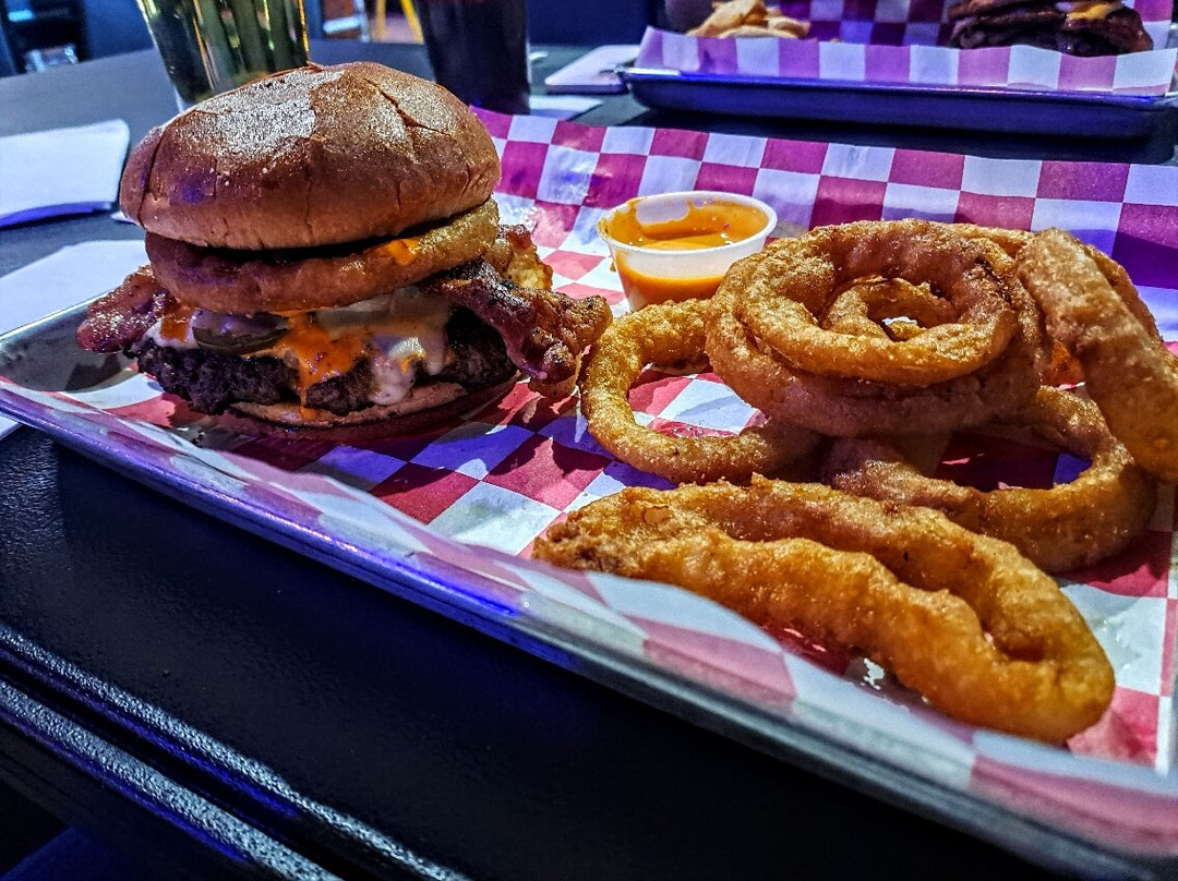 Heck's Bar