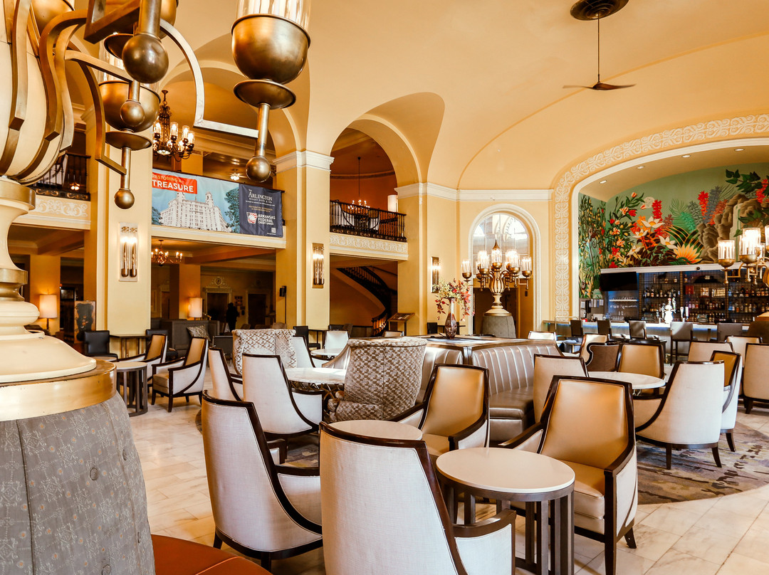 Arlington Resort Hotel & Spa主图