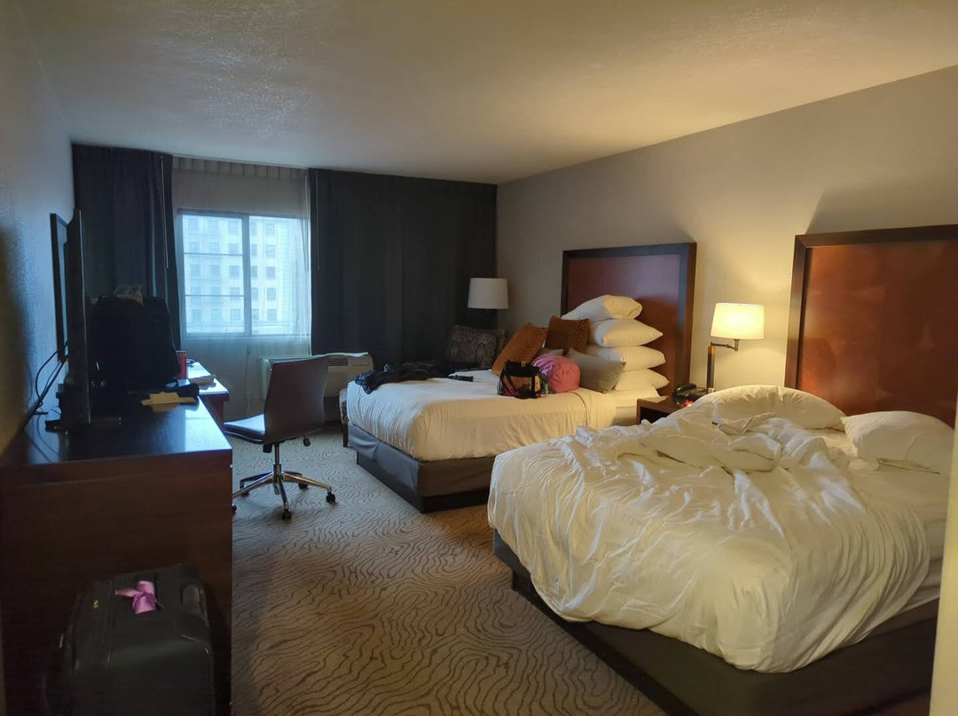 Paramount Hotel主图