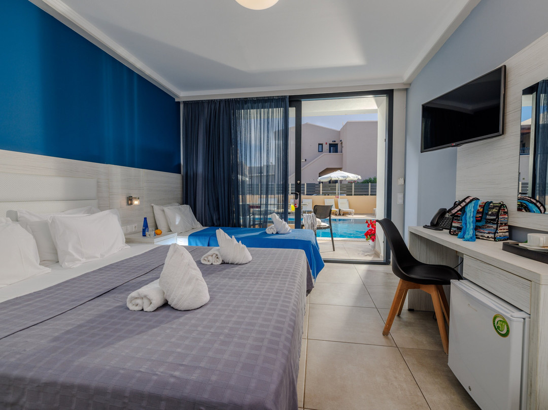 Blue Aegean Hotel & Suites主图