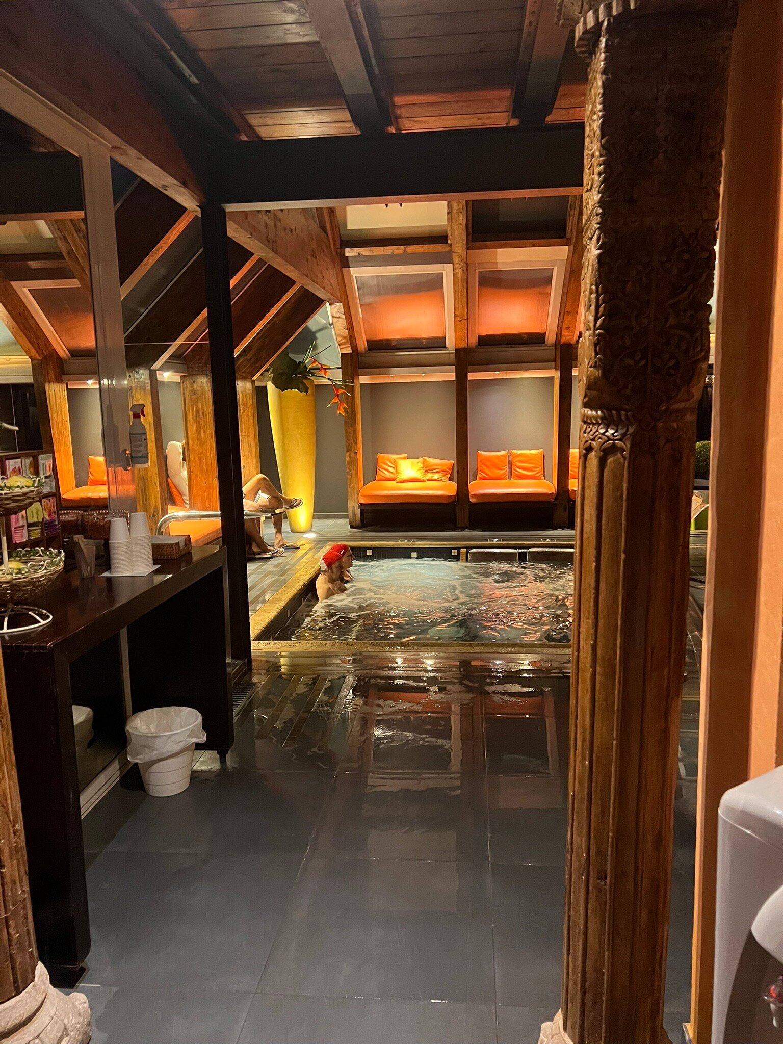 阿杜亚丽晶娜萨巴康体美容酒店-官方