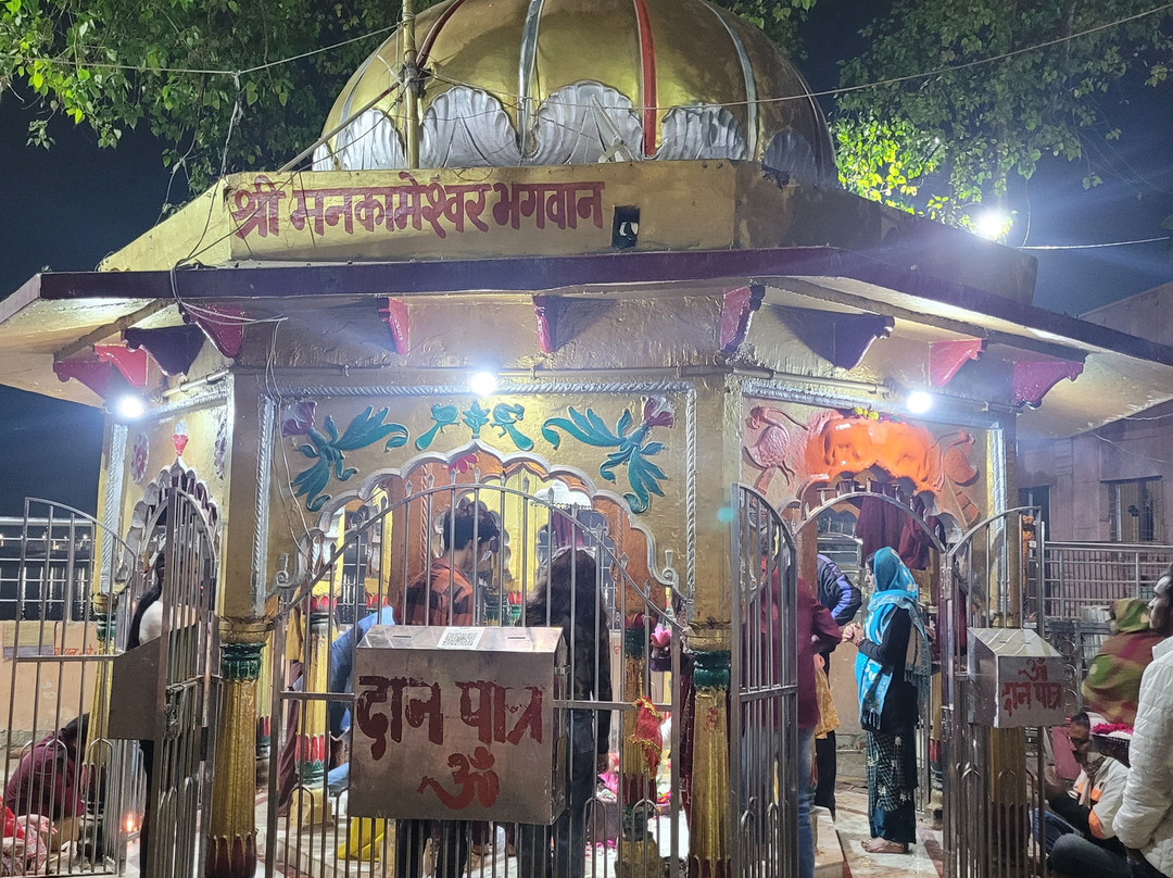 Mankameshwar Temple景点图片