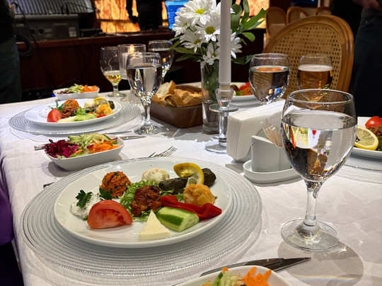 Bosphorus Cruise Tours-伊斯坦布尔必去景点