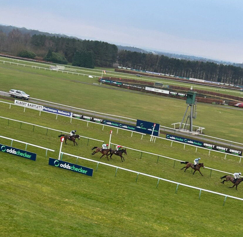 Haydock Park Racecourse景点图片