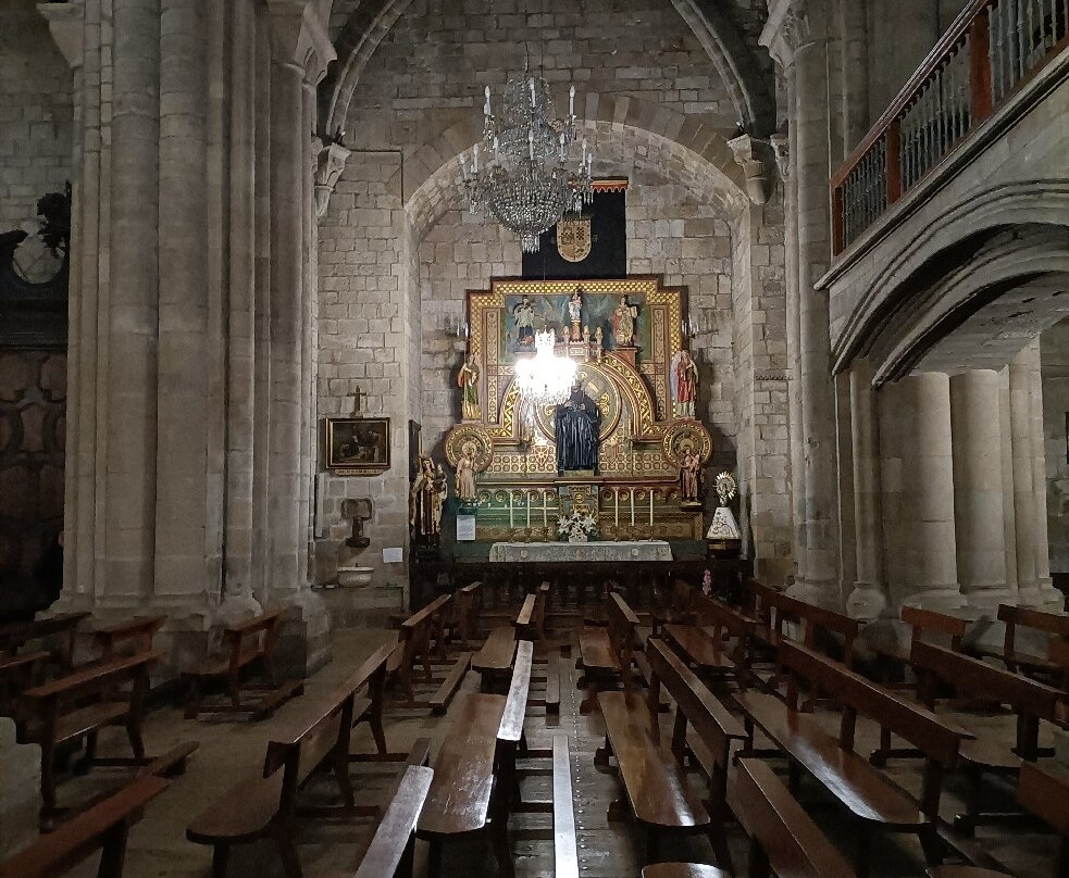Iglesia de Santa Maria la Real景点图片