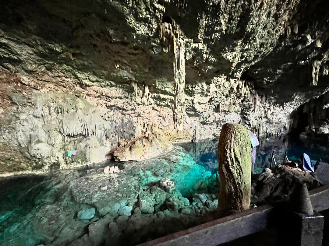 Cueva Saturno景点图片