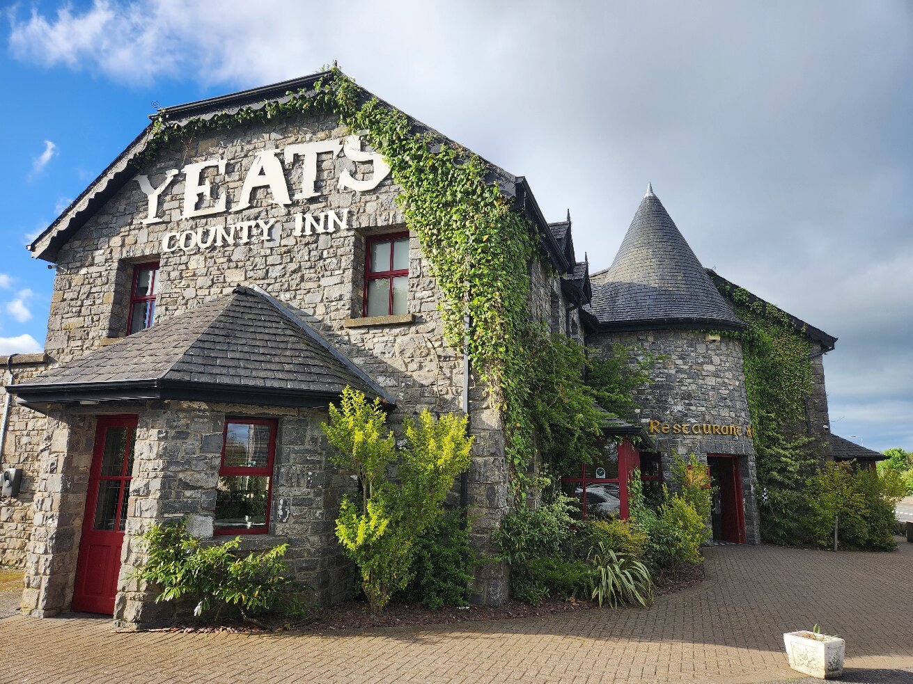 Yeats County Inn-官方