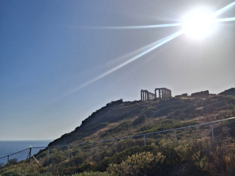 Drive Your Dreams-雅典必去景点