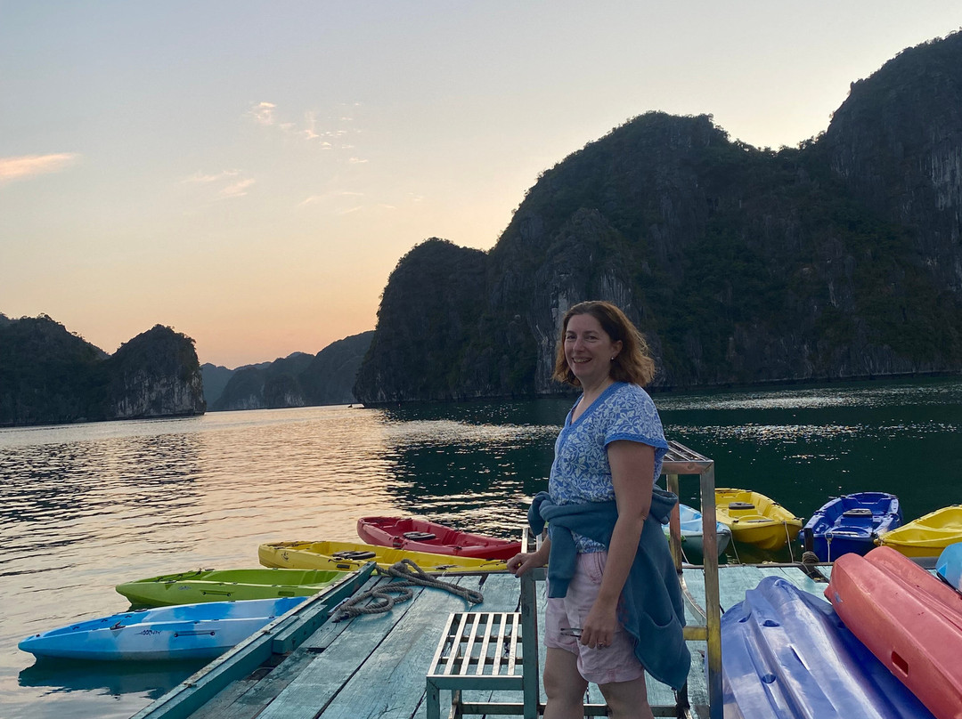 Cat Ba Green Trail Travel-Cat Ba Town必去景点