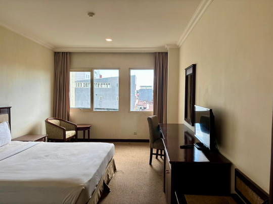 皇家丽晶酒店主图