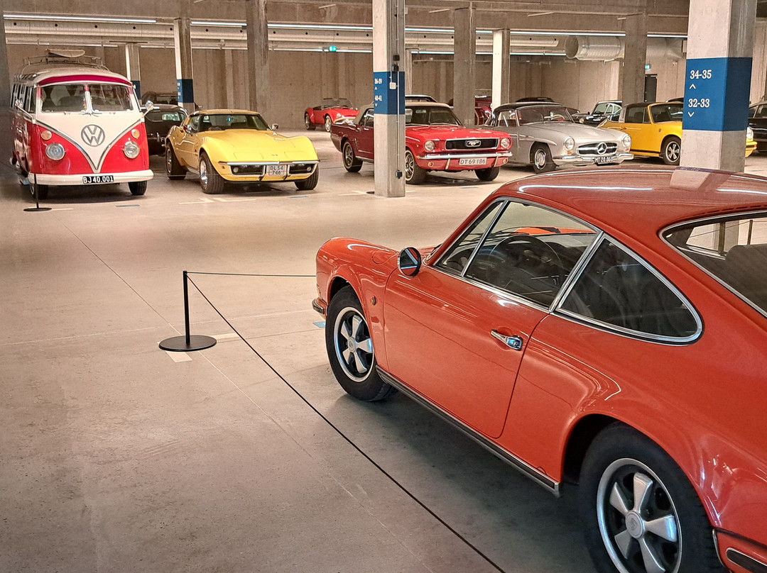 Classic Car House
