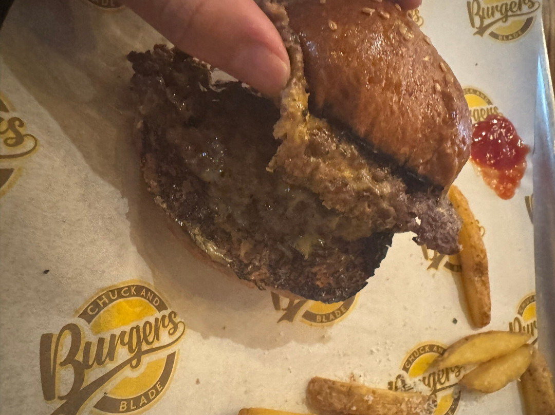Chuck And Blade Burgers