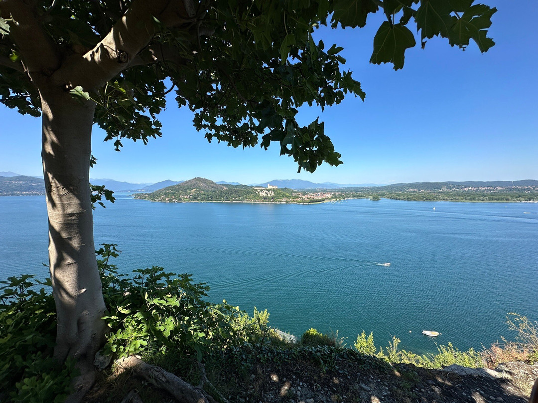 Rocca Borromea di Arona-阿罗纳必去景点