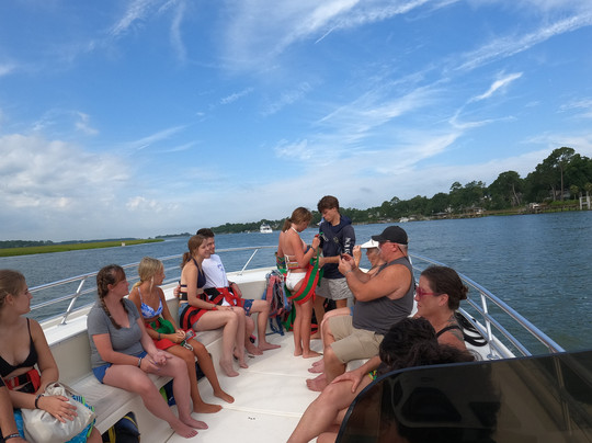 Sky Pirate Parasail-希尔顿头岛必去景点