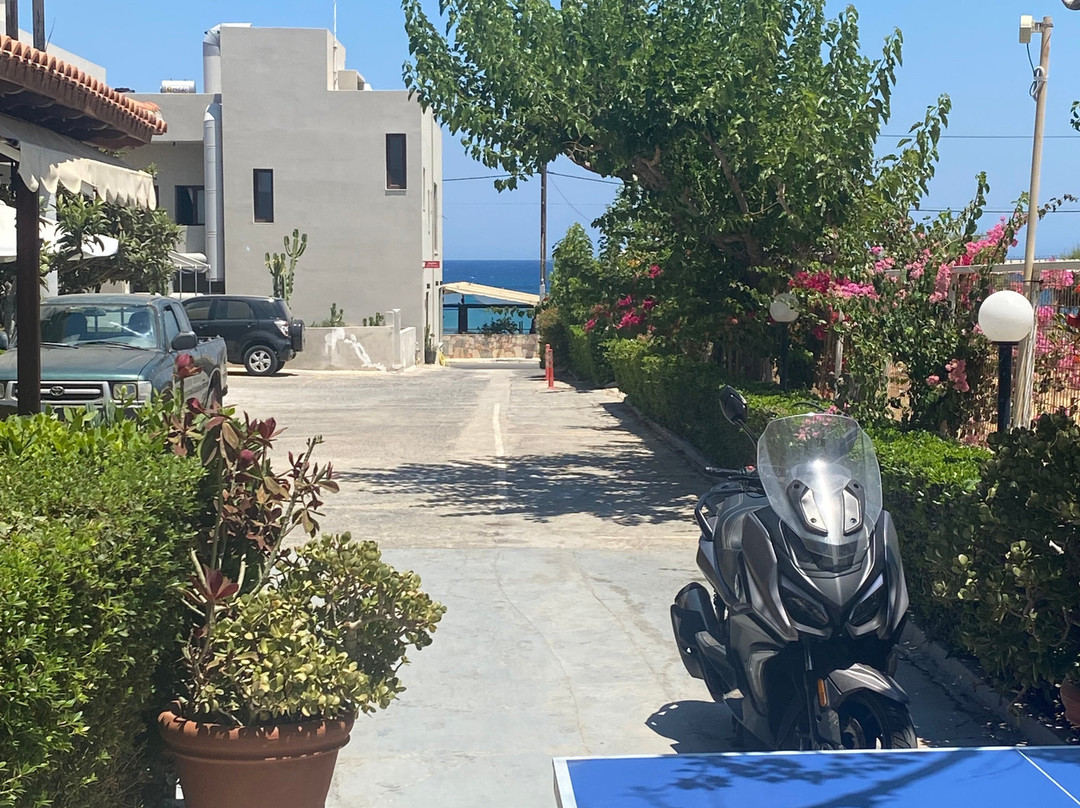 Dimitra Hotel and Apartments主图