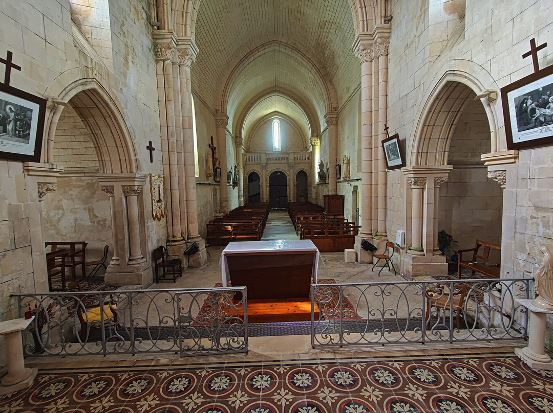 Église Saint-Pierre de Thénac-Thenac必去景点