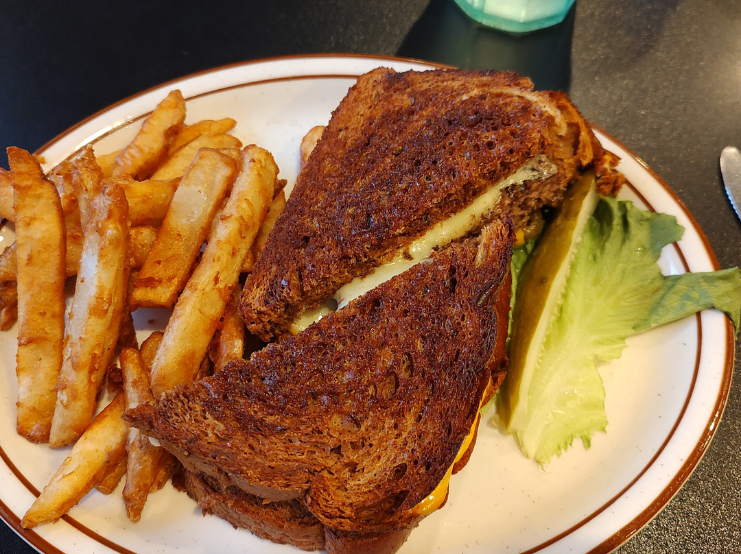 Yellowstone River Inn主图