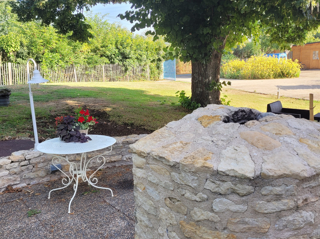 Le Petit Paradis主图