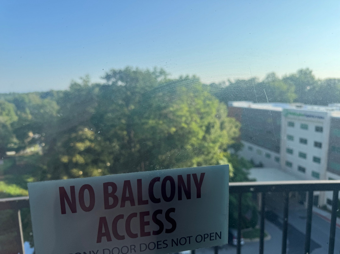 亚特兰大机场东贝斯特韦斯特优质酒店主图